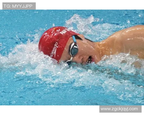 世界泳坛风云再起：各国选手激烈角逐，新纪录频频打破